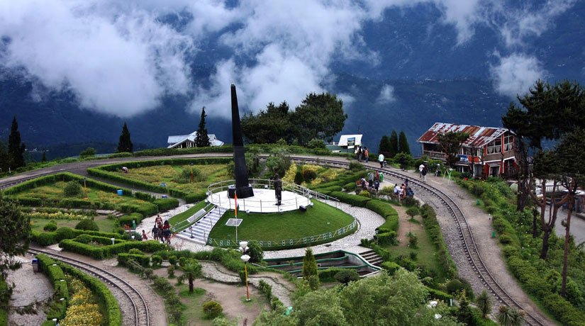 Kalimpong - Gangtok - Pelling - Darjeeling